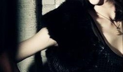 国产黑丝熟女,风情万种，魅力四溢